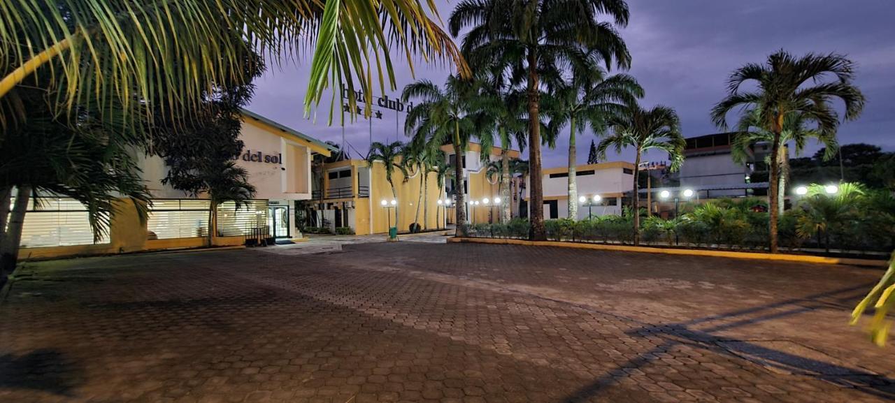 Hotel Club Del Sol Atacames Exteriér fotografie